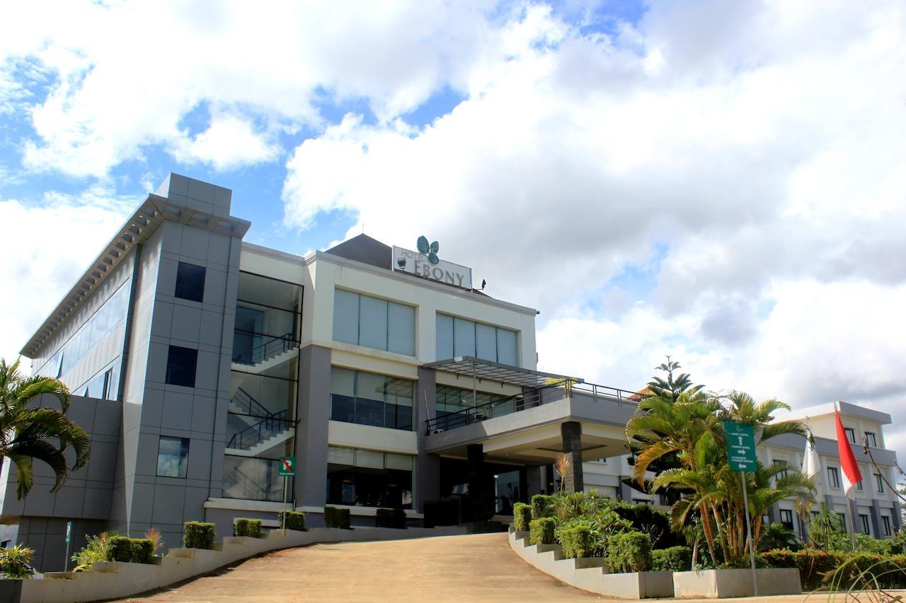 巴杜里京埃博妮酒店 Batulicin 外观 照片